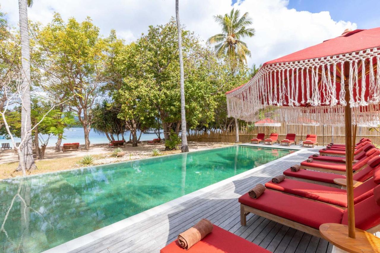 Amahelia Luxury Resort & Restaurant - 길리 아사한 외부 사진